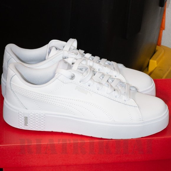 White PUMA Ladies' Smash Platform Shoe - Picture 2 of 9